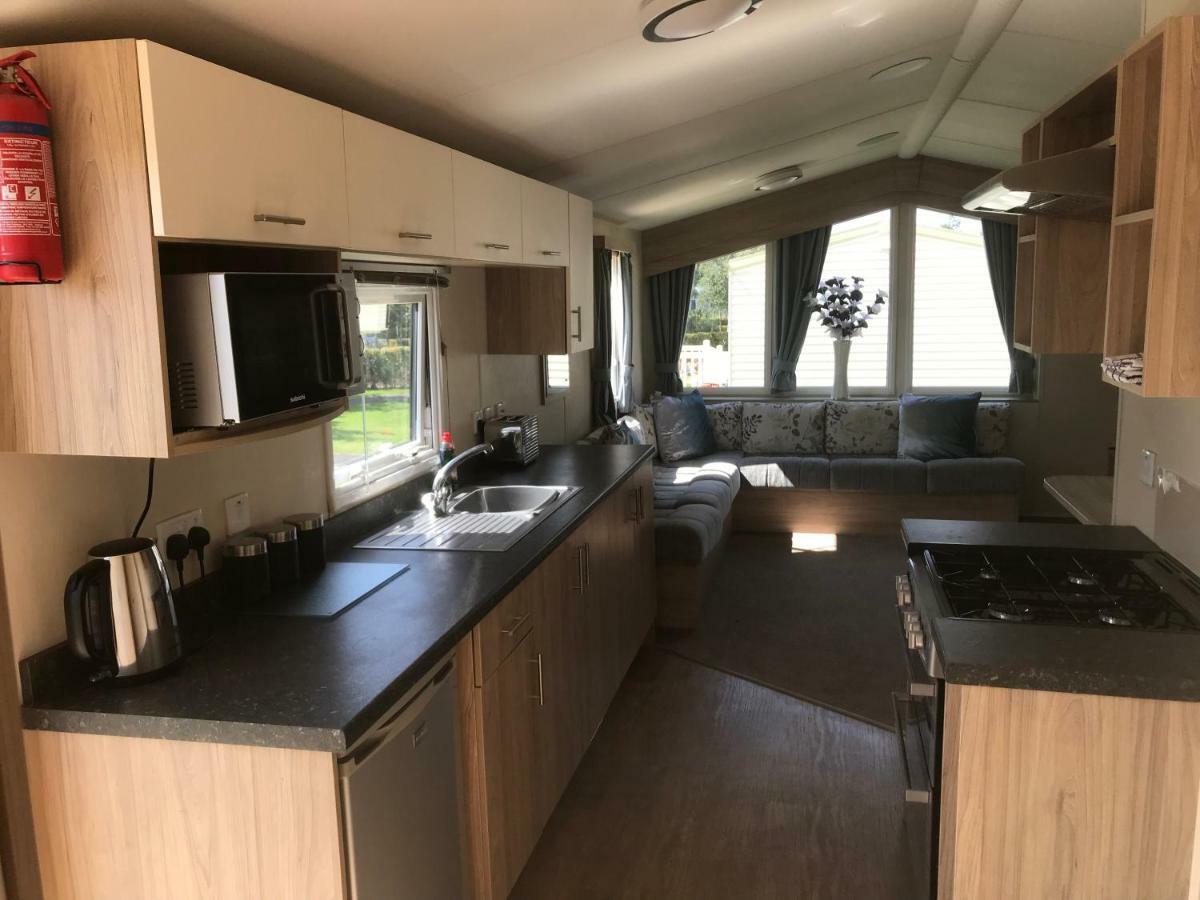 3 Bedroom Deluxe Caravan Longniddry Exterior foto